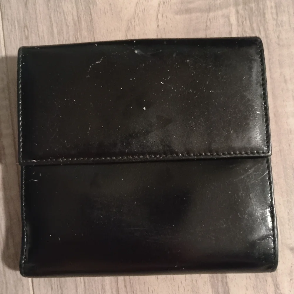 Salvatore Ferragamo Gancini Black Patent Compact Wallet - Silver Hardware